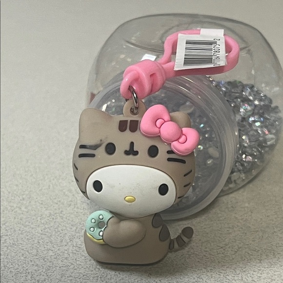Sanrio Other - Sanrio Brown Cat Keychain with Pink Bow